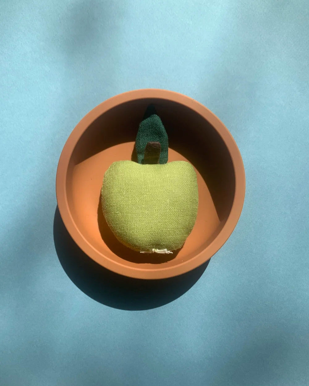 Juguete de lino MANZANA (1 unidad)