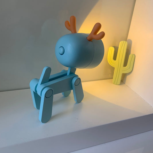 Linternita espanta monstruos Reno ❄️🌙 (disponible en 6 colores)