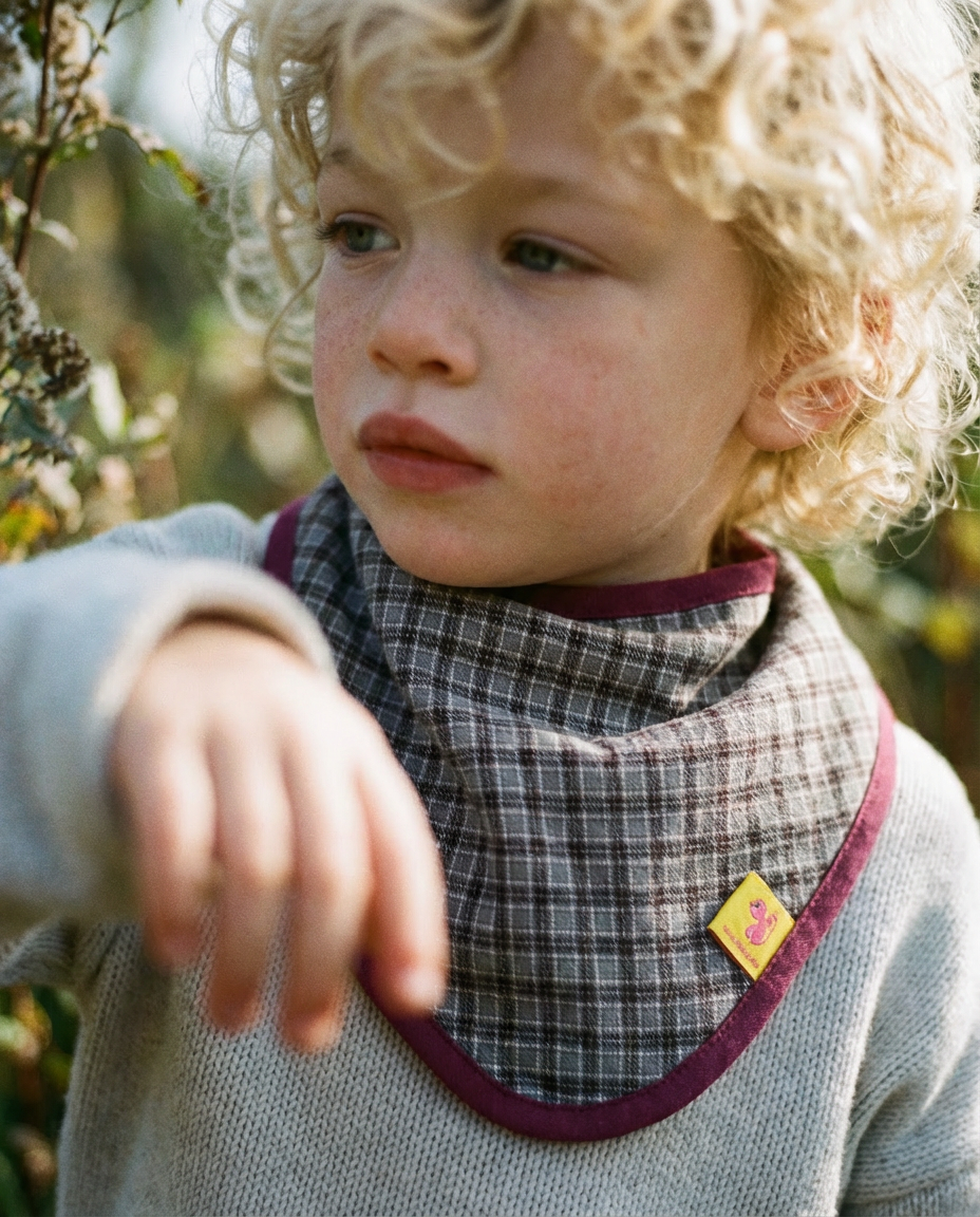 Babero bandana CAMELIA cuadros caqui