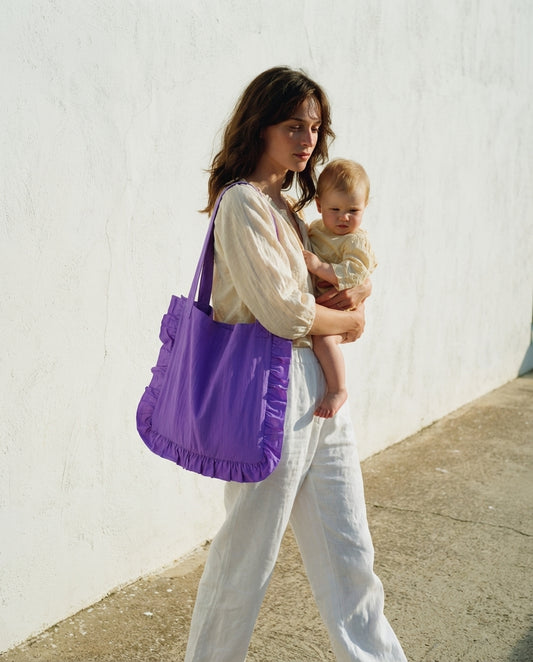 Bolso tote bag con volantes lila