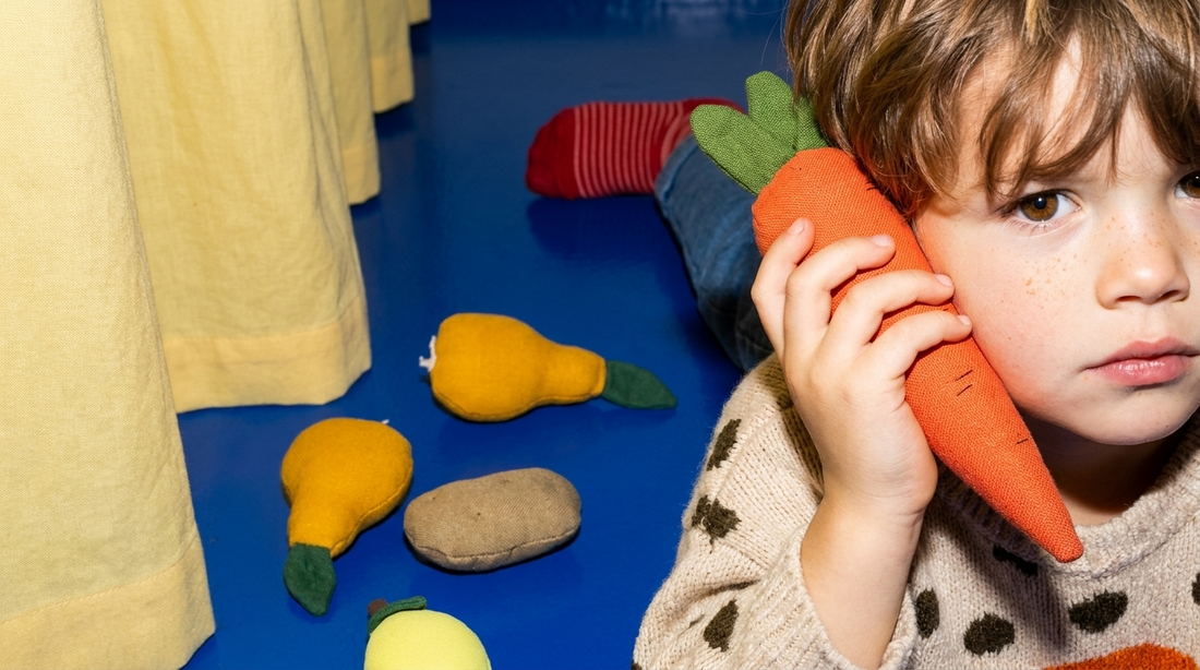 La frutería abre cuando nadie ha pedido permiso