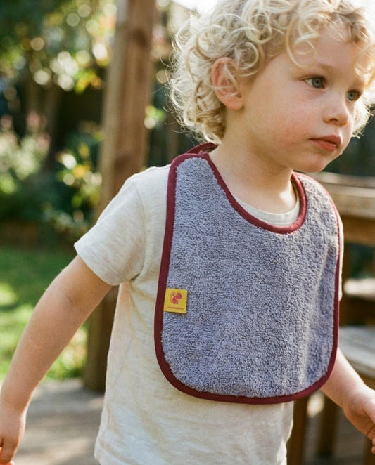 Babero LONDRES rizo lila