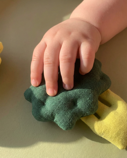 Broccoli fabric toy (1 unit)