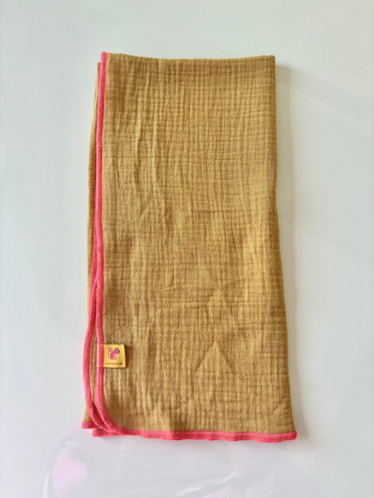 Muselina de algodón orgánico CURRY & FUCSIA