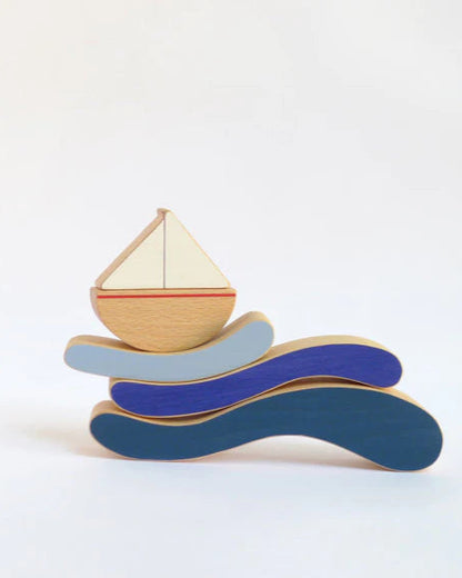 Juguete de madera "Barco y olas"