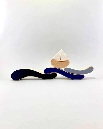 Juguete de madera "Barco y olas"