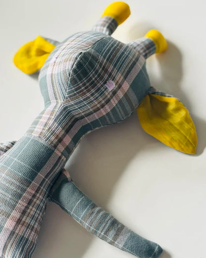 La Jirafa Teodora GRIS grande (disponible en 2 colores)