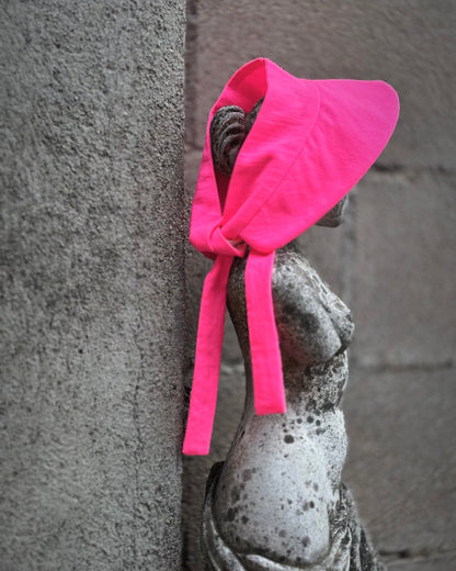 Visera con lazo trasero (disponible en 2 colores)