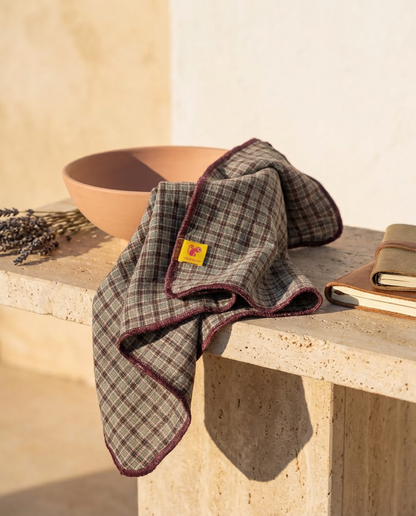 Pack mamá & bebé · Bonnet, bandana, muselina y bolso Copenhagen caqui