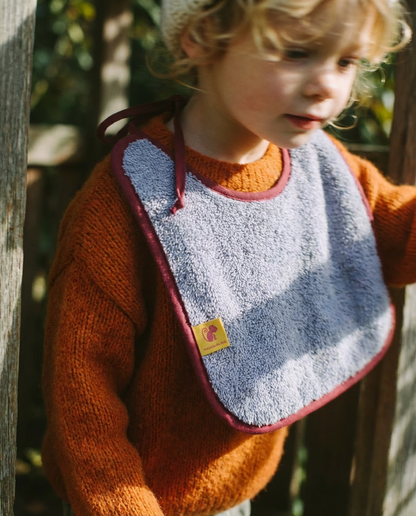 Babero LONDRES rizo lila