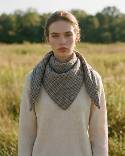 Bufanda capa cuadros caqui