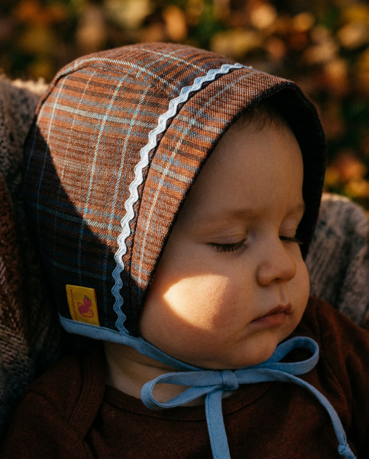 Bonnet bebé cuadros azules