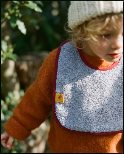 Babero LONDRES rizo lila