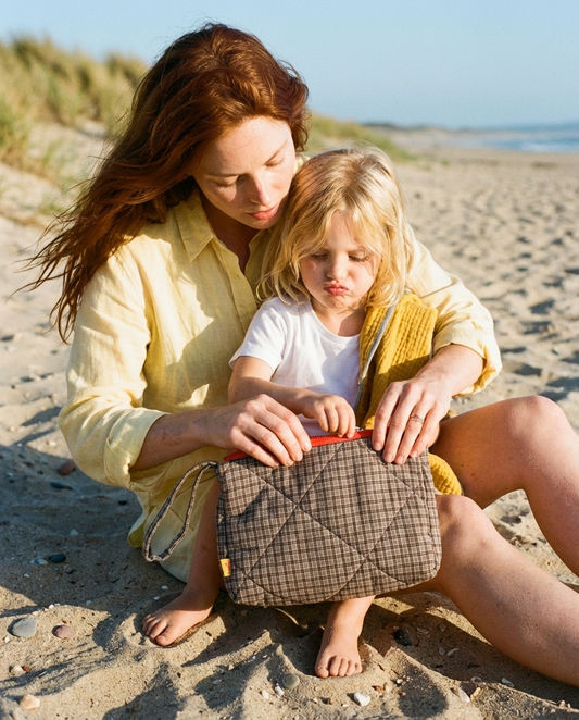 Neceser cuadros caqui